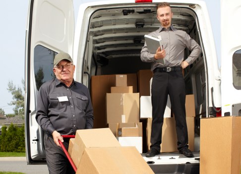 Moving service in Roehampton with careful loading support