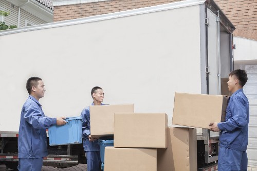 Local commercial move preparation for a Roehampton office or shop