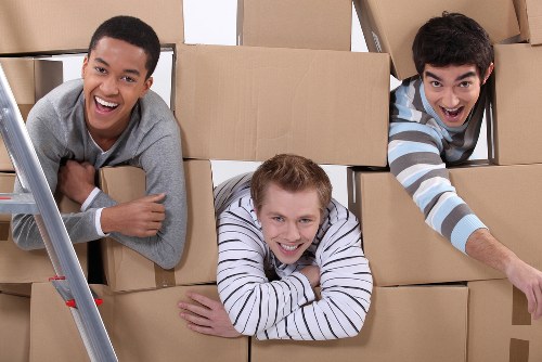Example flat and student move pricing in Roehampton