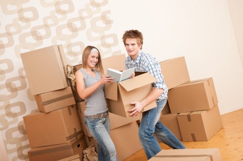 Local moving team navigating Roehampton residential access and parking