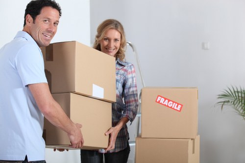 Local moving assistance for a property relocation in Roehampton